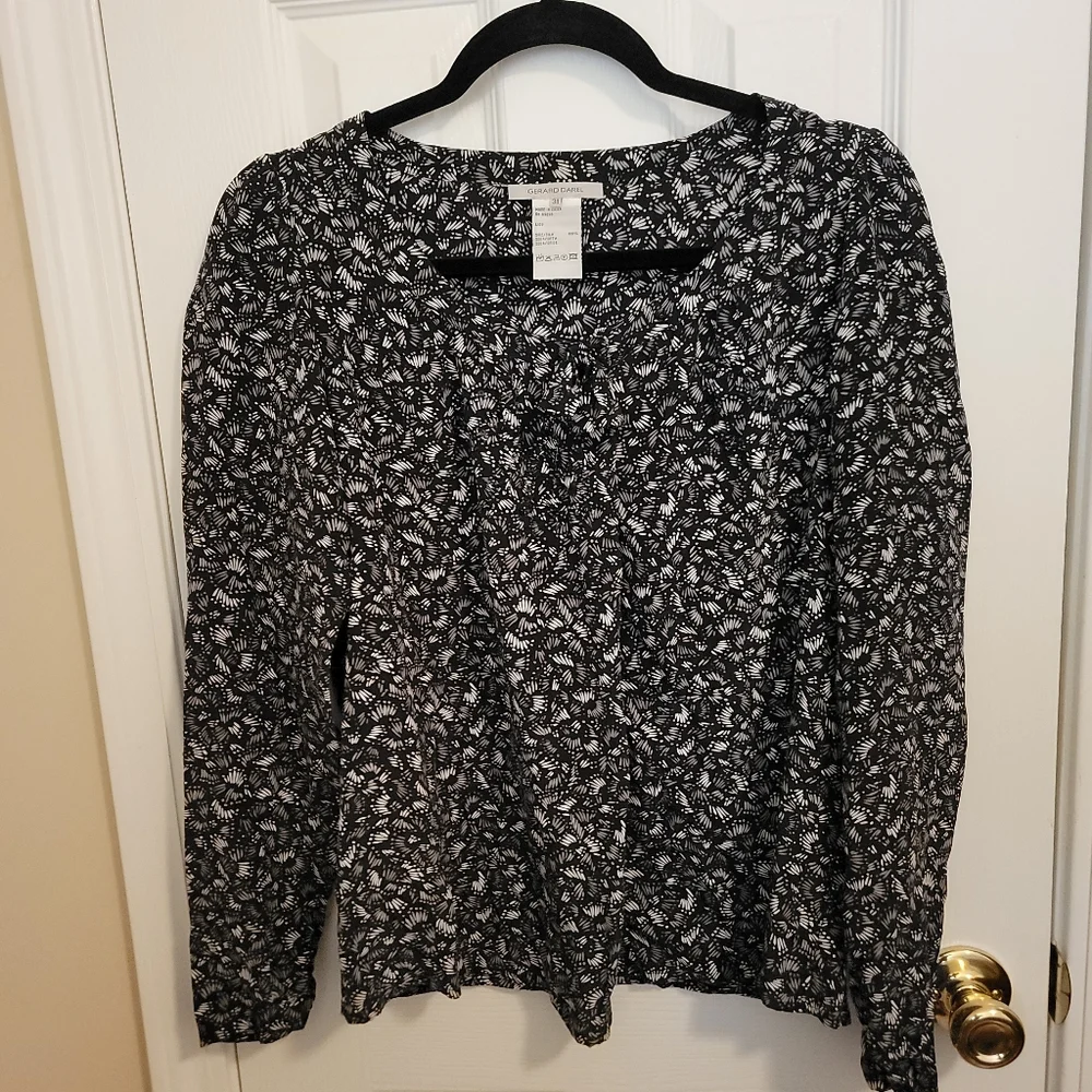 Gerard Darel Black, Gray, White Print Silk Long Sleeve Blouse Size 38 (US 6) - Picture 5 of 7